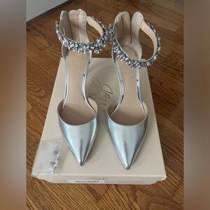 Badgley Mischka Jewel ankle strap pumps